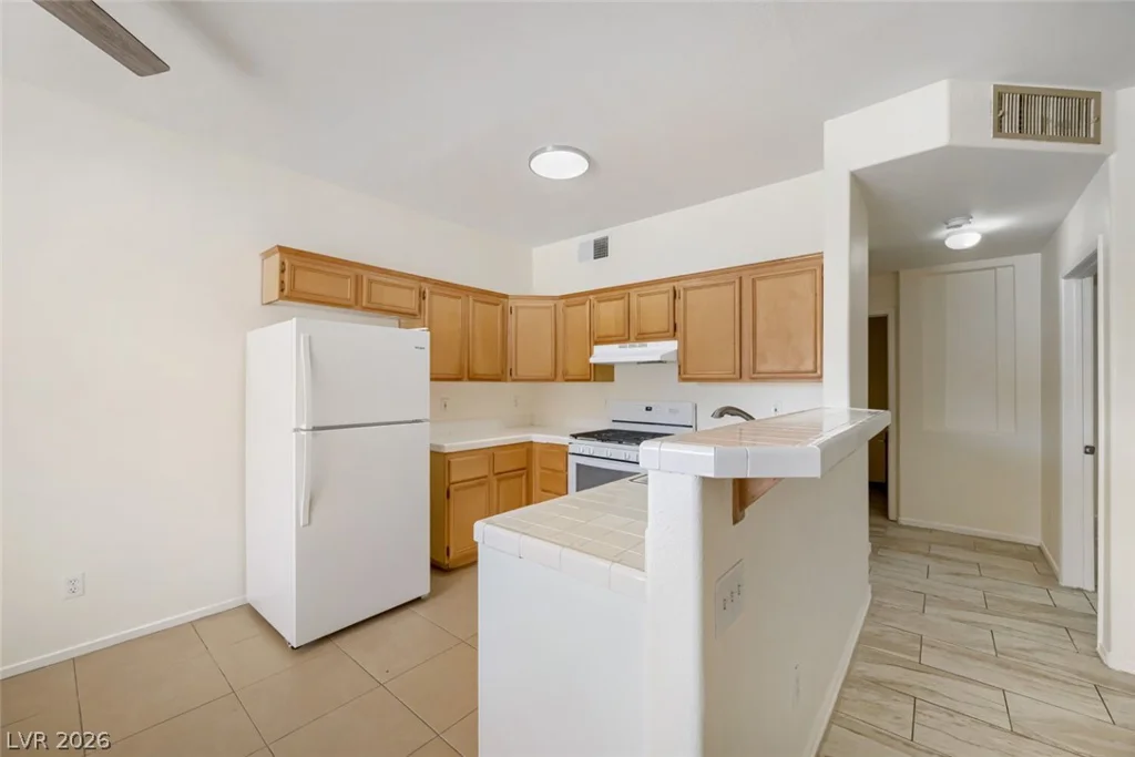 2110 Los Feliz, Las Vegas, NV 89156