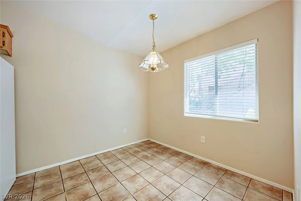 2110 Los Feliz, Las Vegas, NV 89156