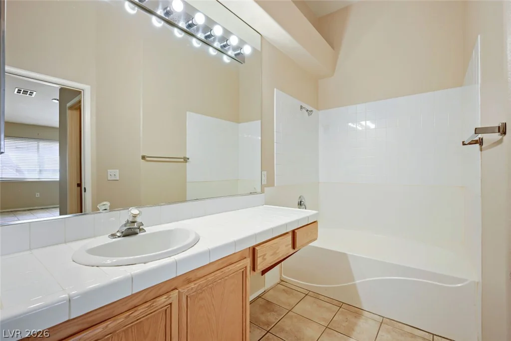 2110 Los Feliz, Las Vegas, NV 89156