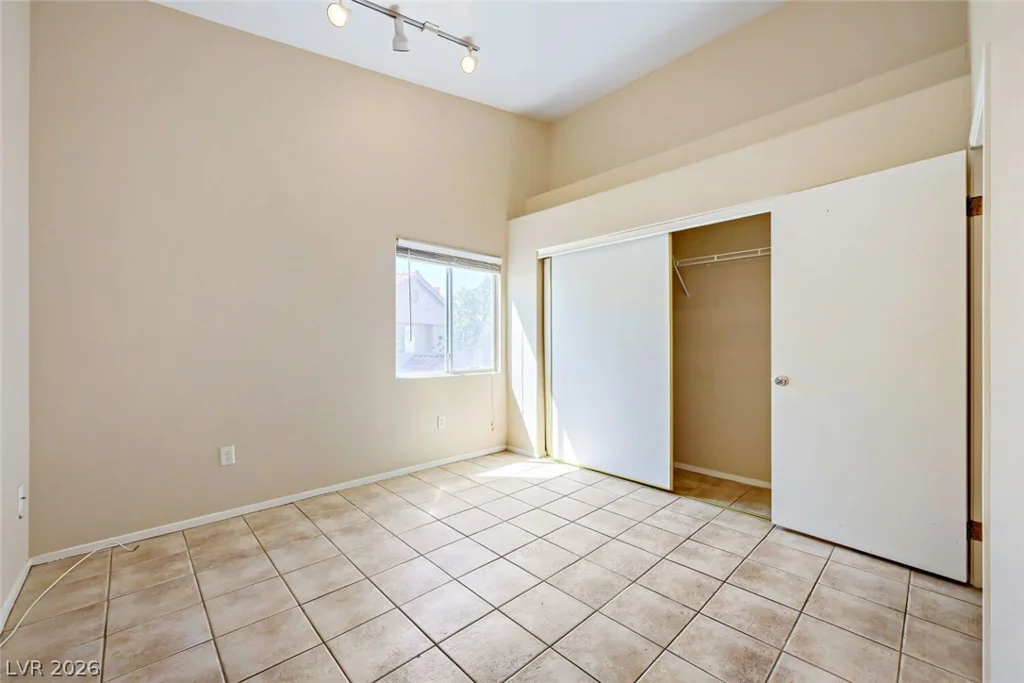 2110 Los Feliz, Las Vegas, NV 89156