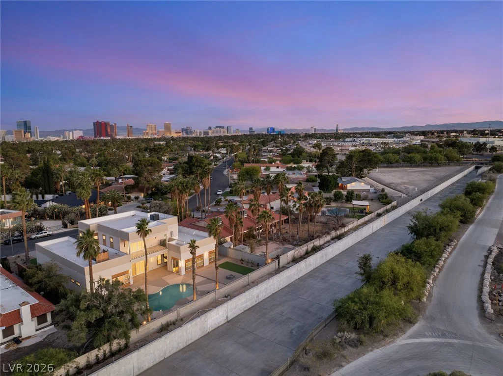 316 Lacy, Las Vegas, NV 89107