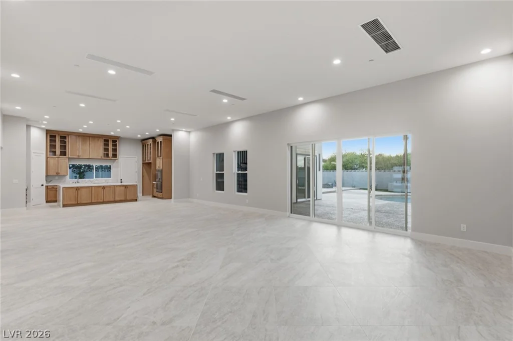 316 Lacy, Las Vegas, NV 89107