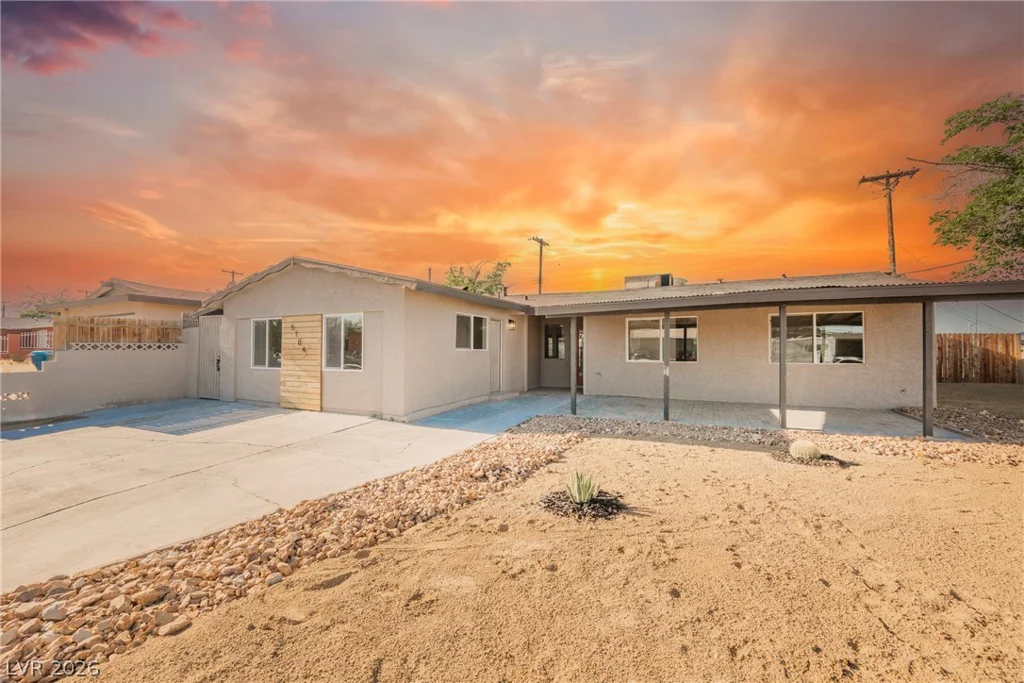 5104 Del Rey, Las Vegas, NV 89146