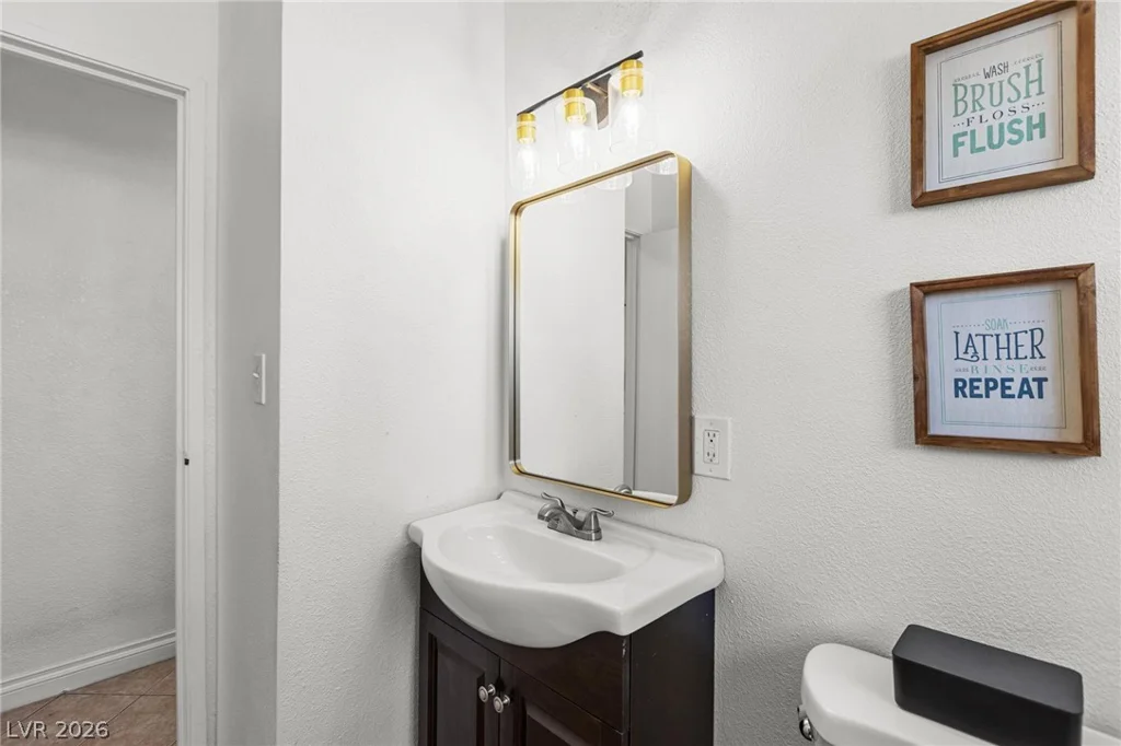 4261 Ridgeview, Las Vegas, NV 89103
