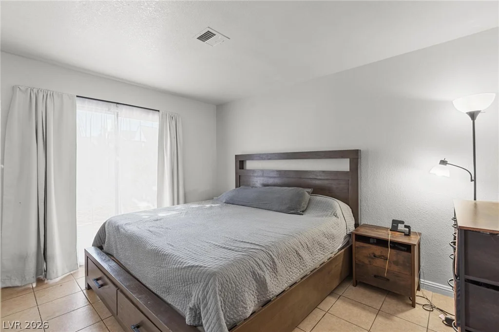 4261 Ridgeview, Las Vegas, NV 89103
