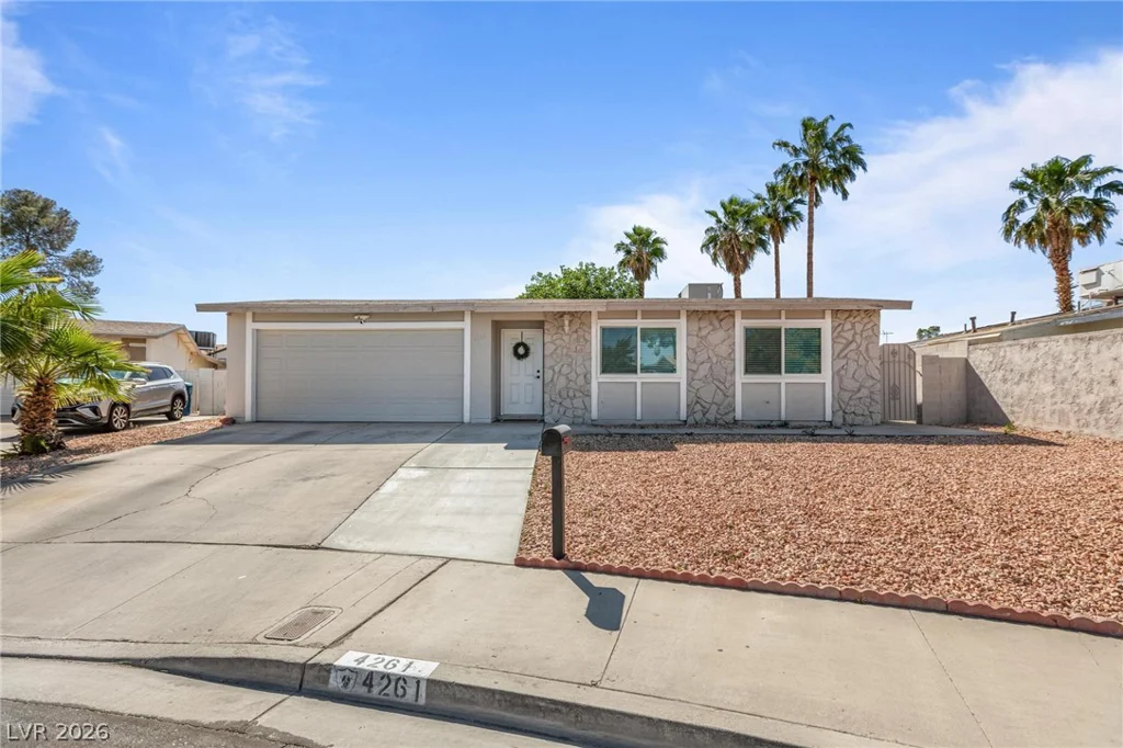 4261 Ridgeview, Las Vegas, NV 89103