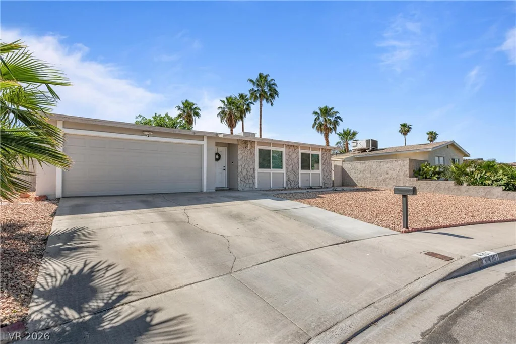 4261 Ridgeview, Las Vegas, NV 89103