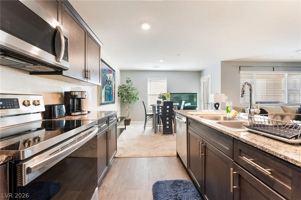 6953 Midnight Bronze, North Las Vegas, NV 89086