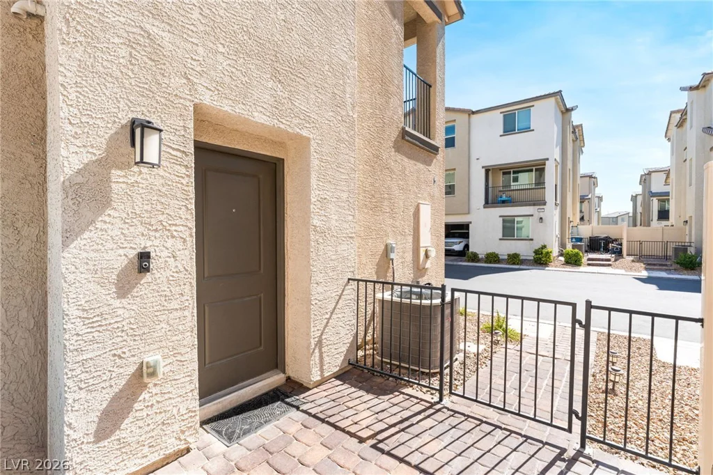 6953 Midnight Bronze, North Las Vegas, NV 89086