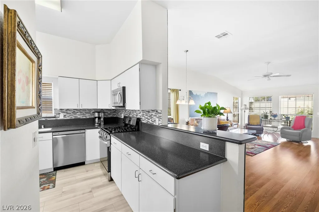 5448 Cove Point, Las Vegas, NV 89130