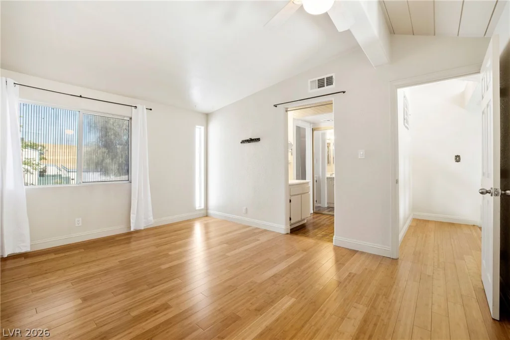 4288 Kona Coast, Las Vegas, NV 89121