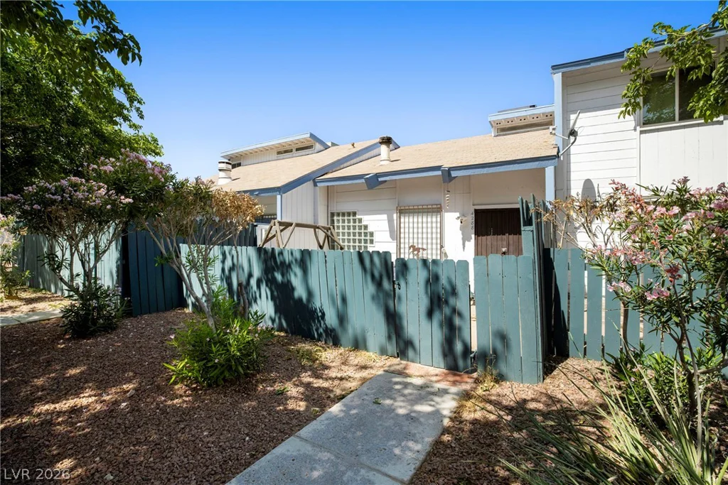 4288 Kona Coast, Las Vegas, NV 89121