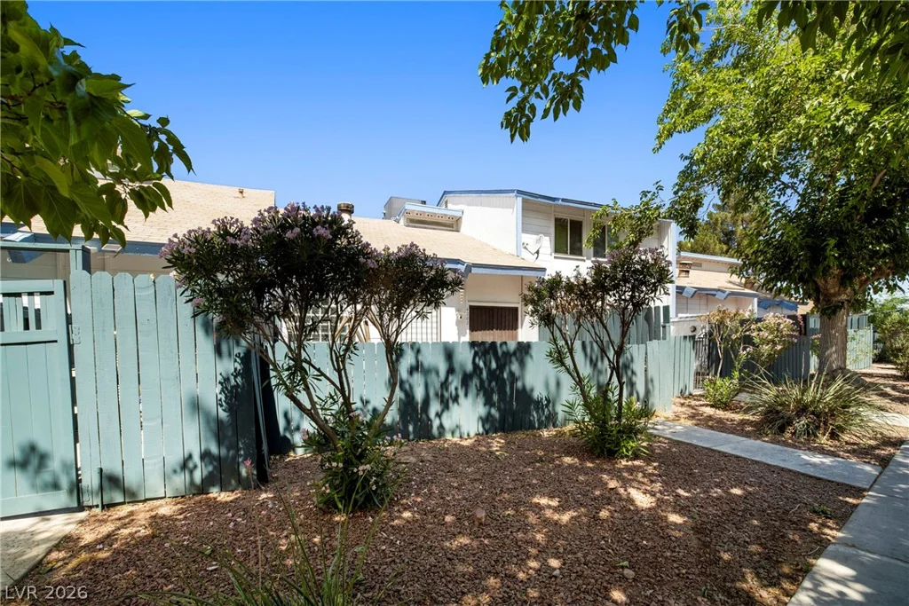 4288 Kona Coast, Las Vegas, NV 89121