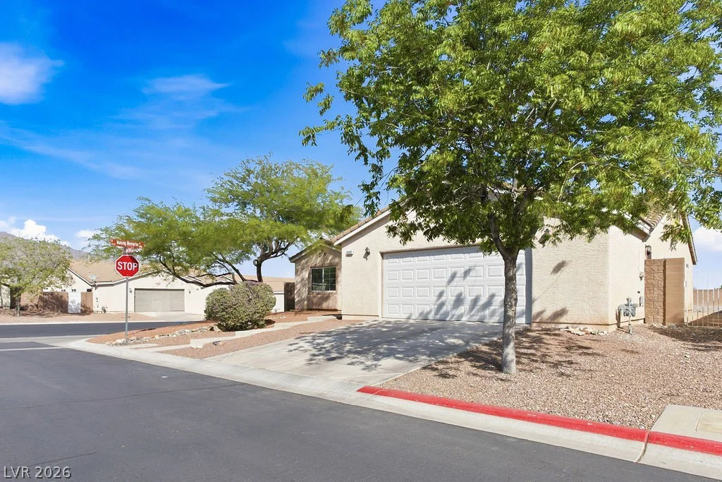 10232 Punch Bowl Falls, Las Vegas, NV 89131