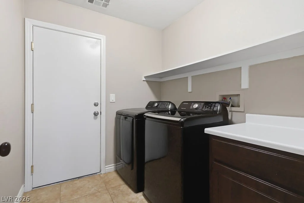 10232 Punch Bowl Falls, Las Vegas, NV 89131