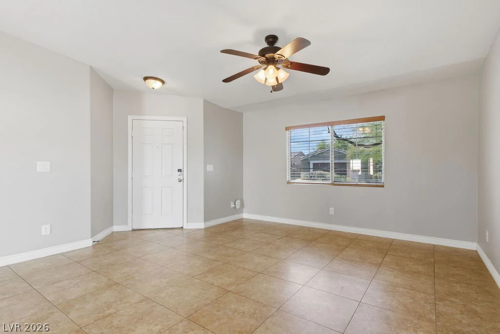 10232 Punch Bowl Falls, Las Vegas, NV 89131