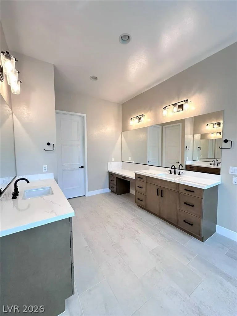 5569 Artex, Las Vegas, NV 89139