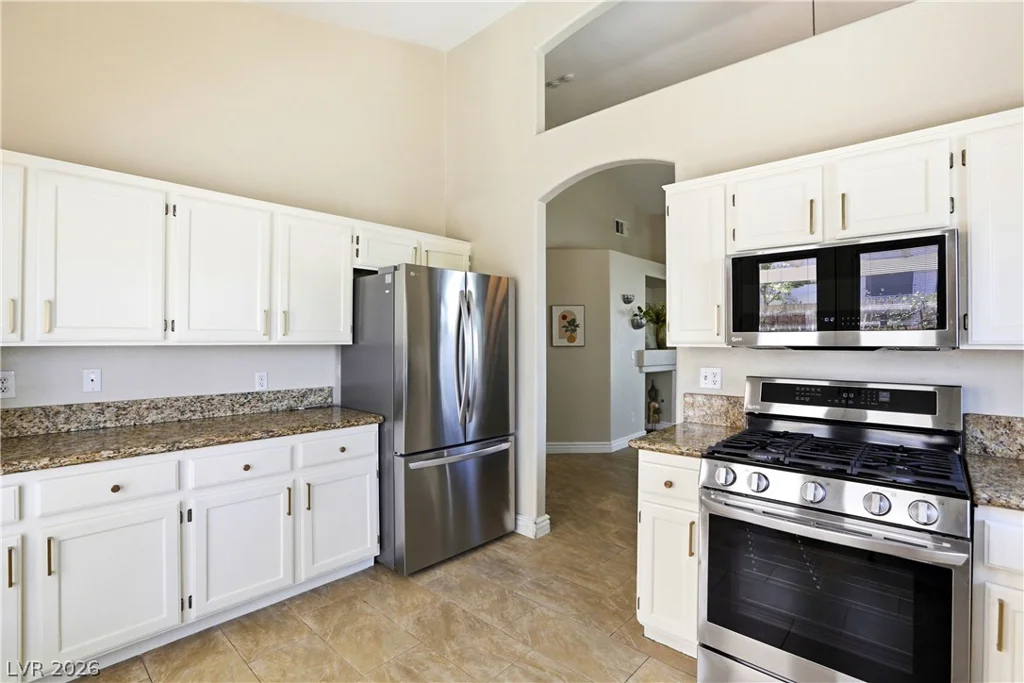 5252 Green Forest, Las Vegas, NV 89118