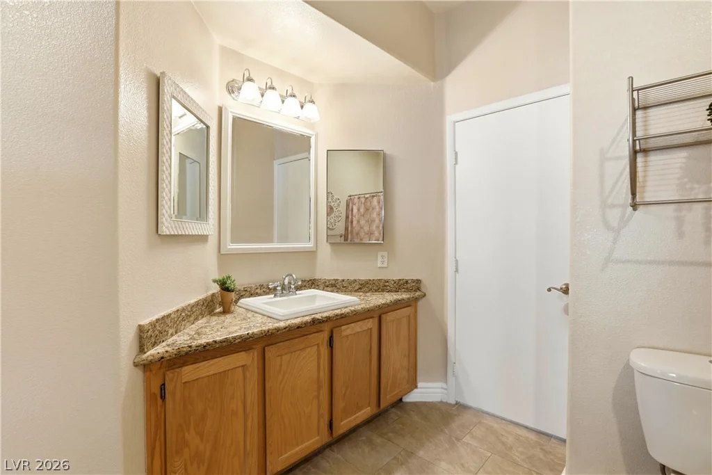 5252 Green Forest, Las Vegas, NV 89118