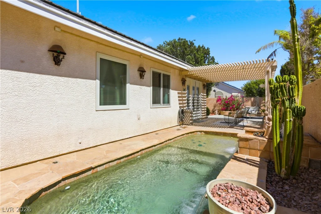 5252 Green Forest, Las Vegas, NV 89118