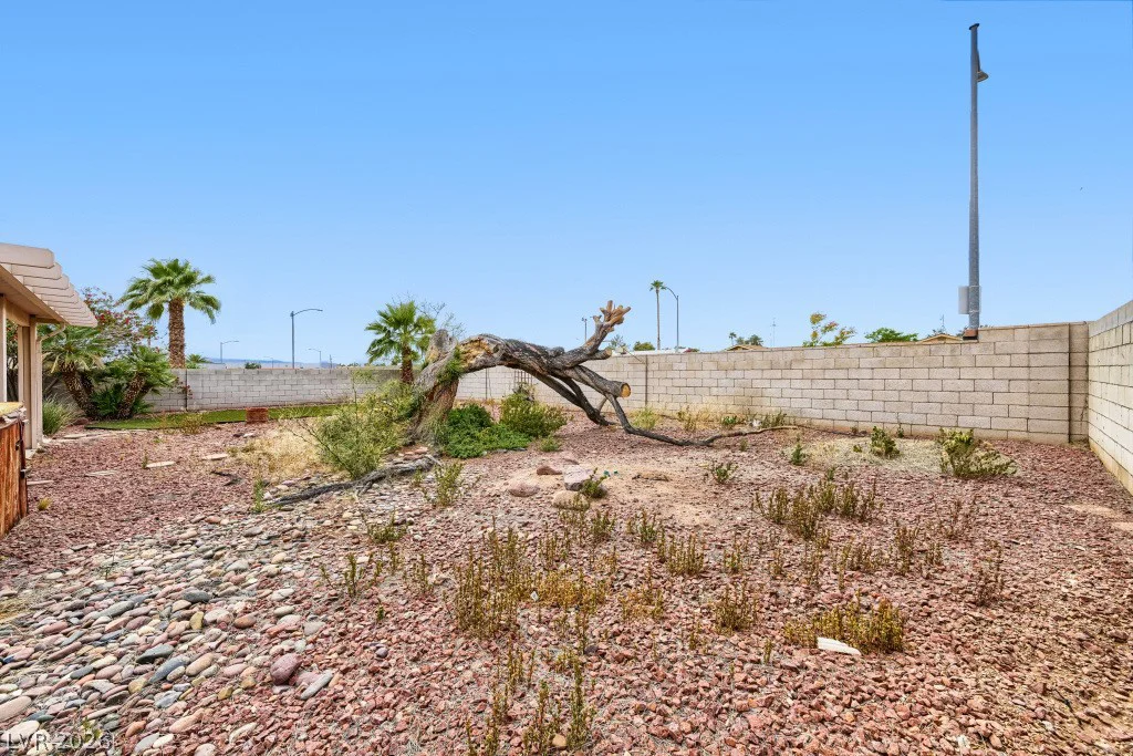 4789 Carefree, Las Vegas, NV 89122