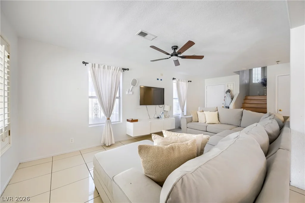 581 River Bed, Las Vegas, NV 89110