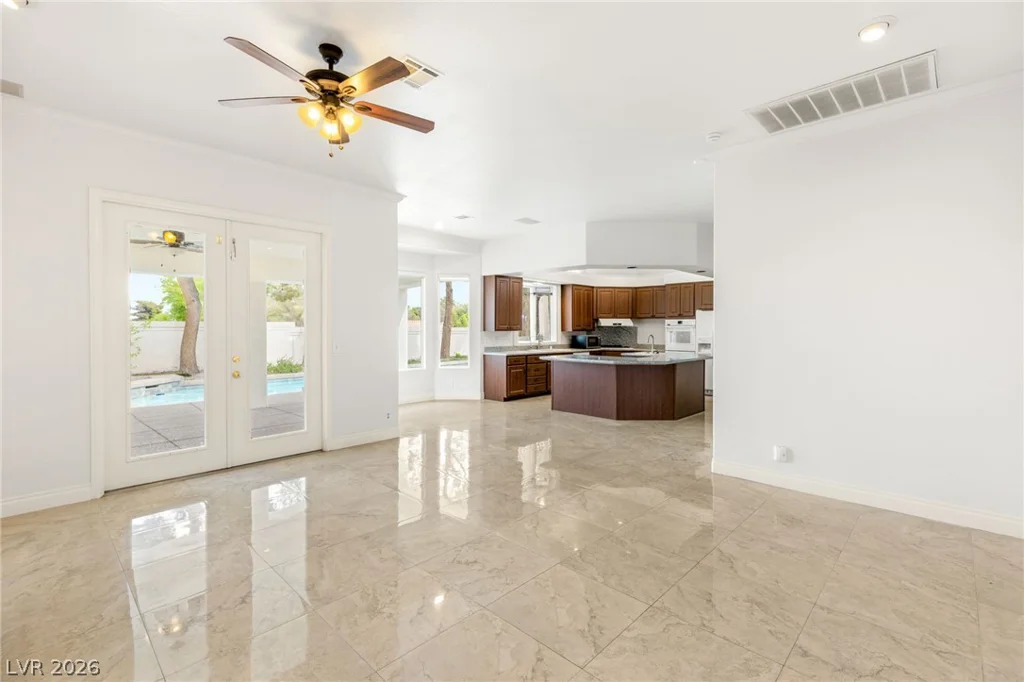 8924 Echo Ridge, Las Vegas, NV 89117