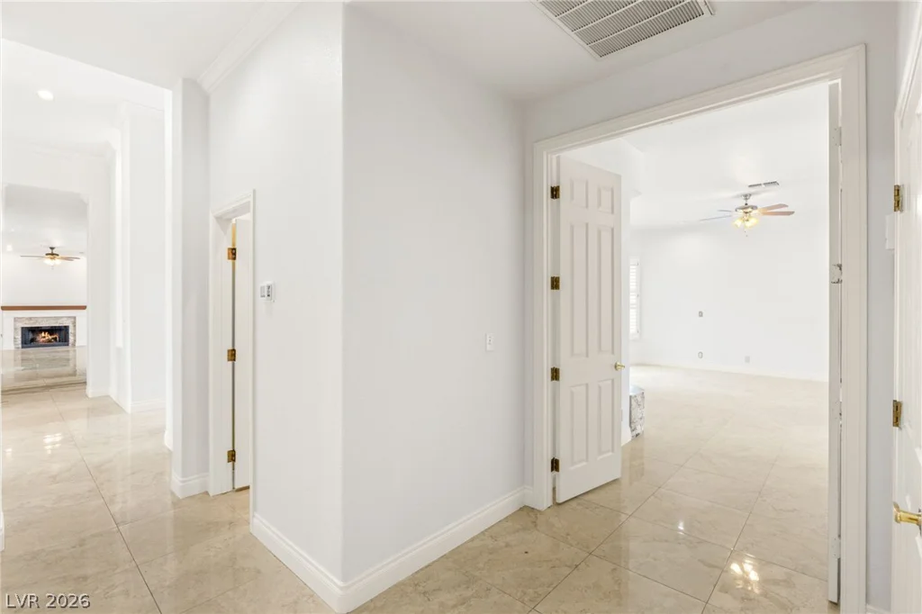 8924 Echo Ridge, Las Vegas, NV 89117