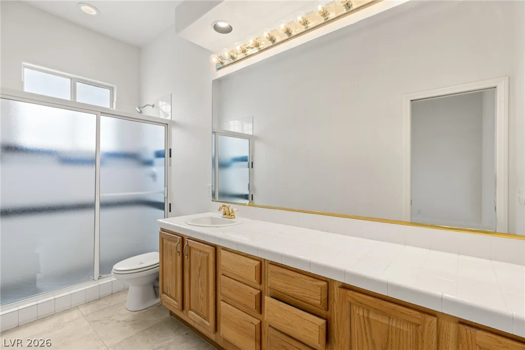 8924 Echo Ridge, Las Vegas, NV 89117