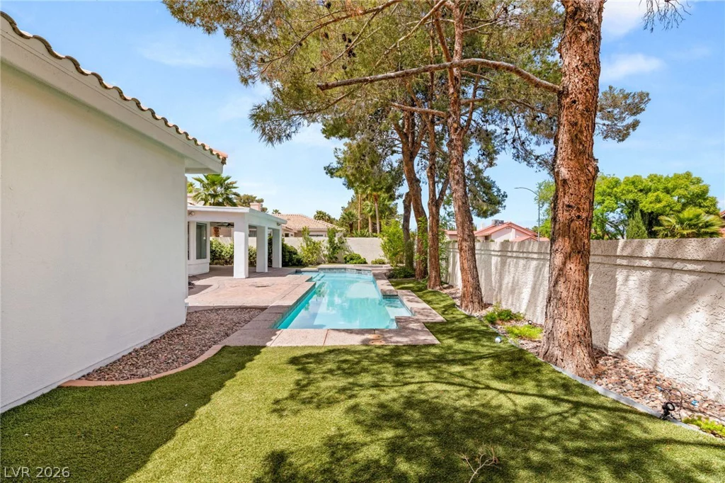 8924 Echo Ridge, Las Vegas, NV 89117