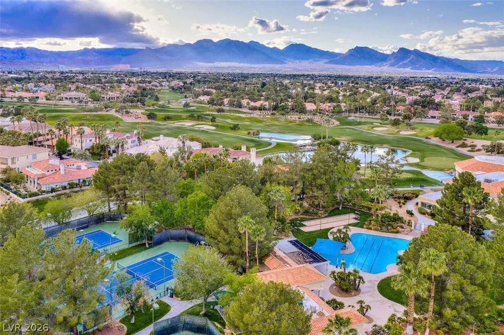 8924 Echo Ridge, Las Vegas, NV 89117