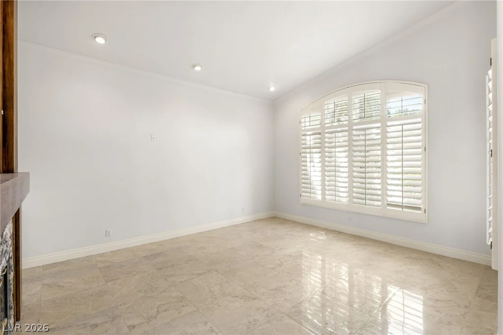 8924 Echo Ridge, Las Vegas, NV 89117