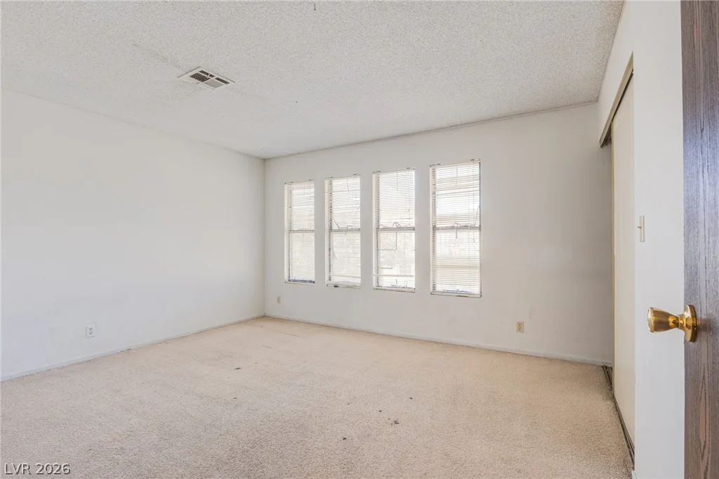 2080 Karen, Las Vegas, NV 89169