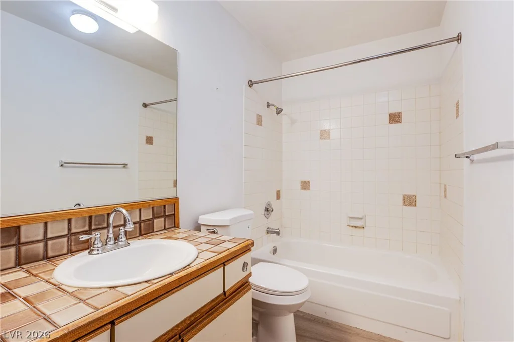 2080 Karen, Las Vegas, NV 89169