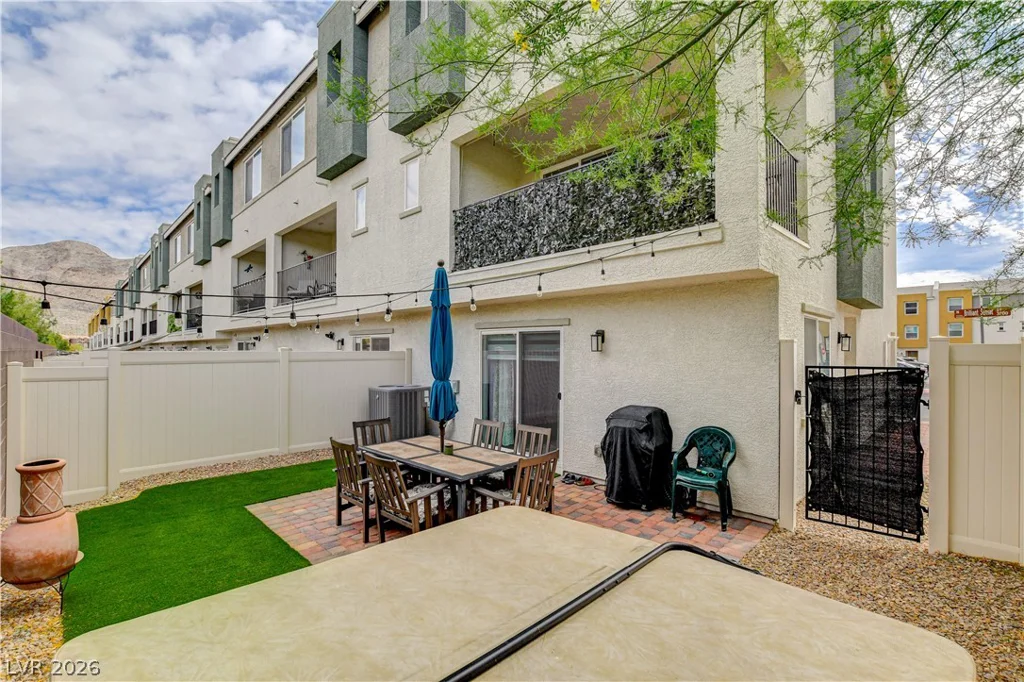 3715 Brilliant Sunset, Las Vegas, NV 89129