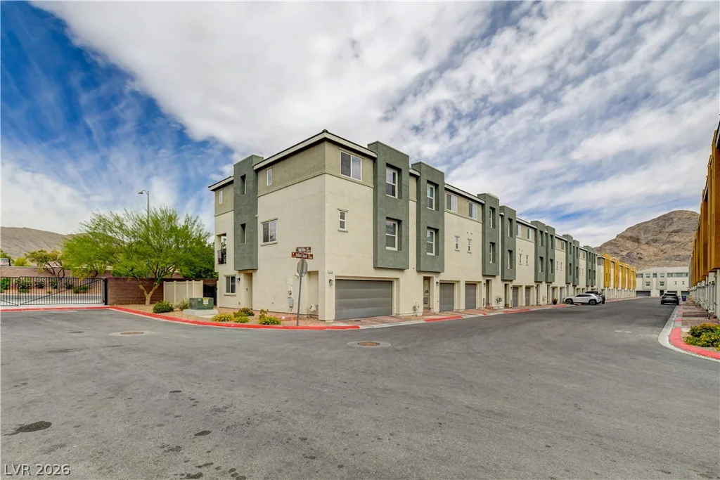 3715 Brilliant Sunset, Las Vegas, NV 89129
