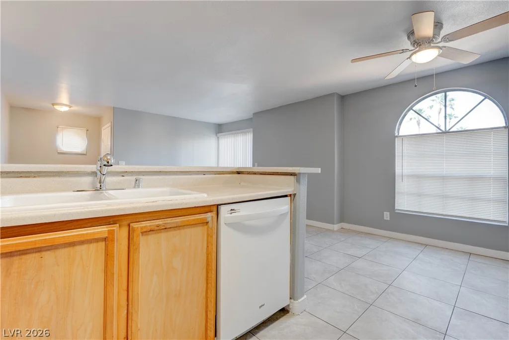 2974 Juniper Hills, Las Vegas, NV 89142