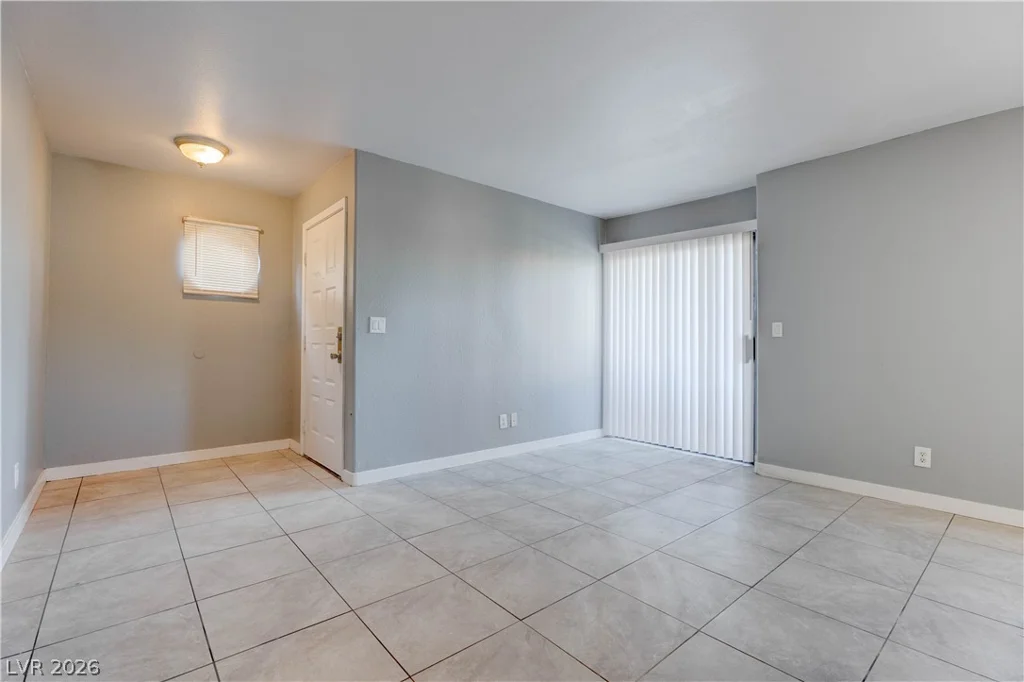 2974 Juniper Hills, Las Vegas, NV 89142