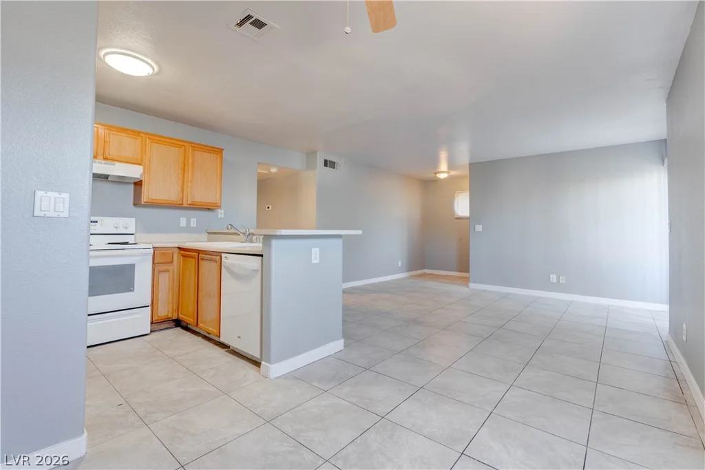 2974 Juniper Hills, Las Vegas, NV 89142