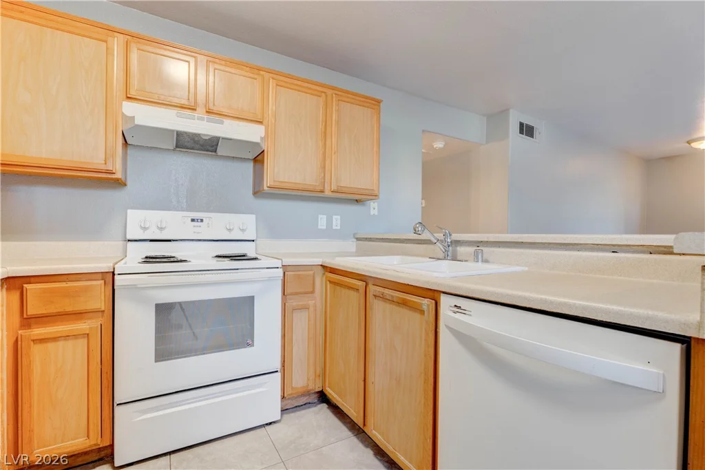 2974 Juniper Hills, Las Vegas, NV 89142