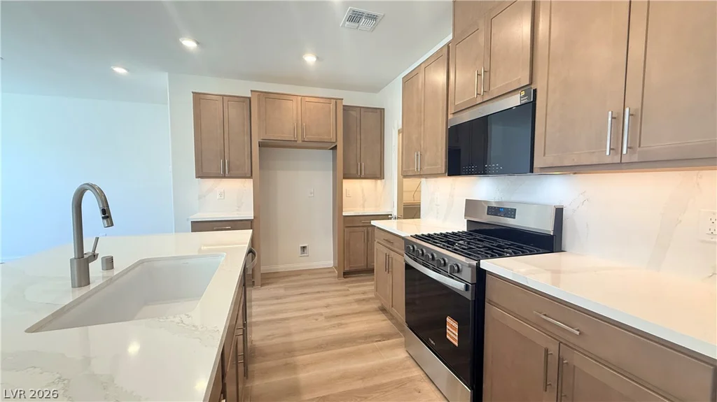 9243 Broome, Las Vegas, NV 89148
