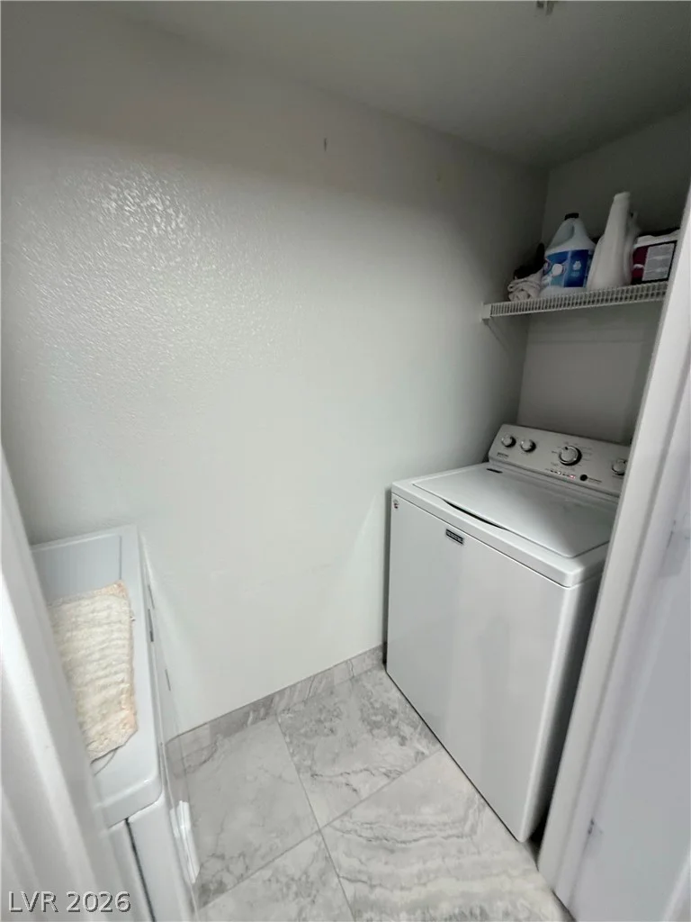 4400 Jones, Las Vegas, NV 89103