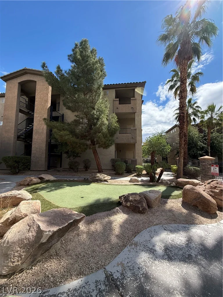 4400 Jones, Las Vegas, NV 89103