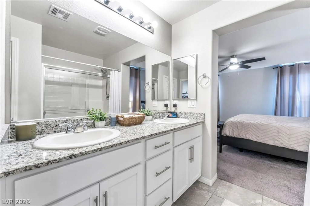 4418 Solitude Falls, North Las Vegas, NV 89084