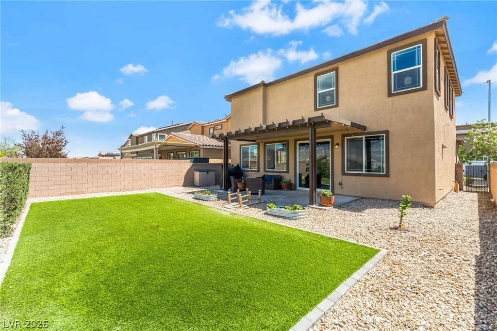 4418 Solitude Falls, North Las Vegas, NV 89084