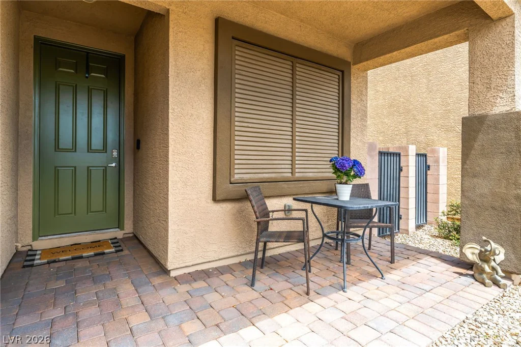 4418 Solitude Falls, North Las Vegas, NV 89084