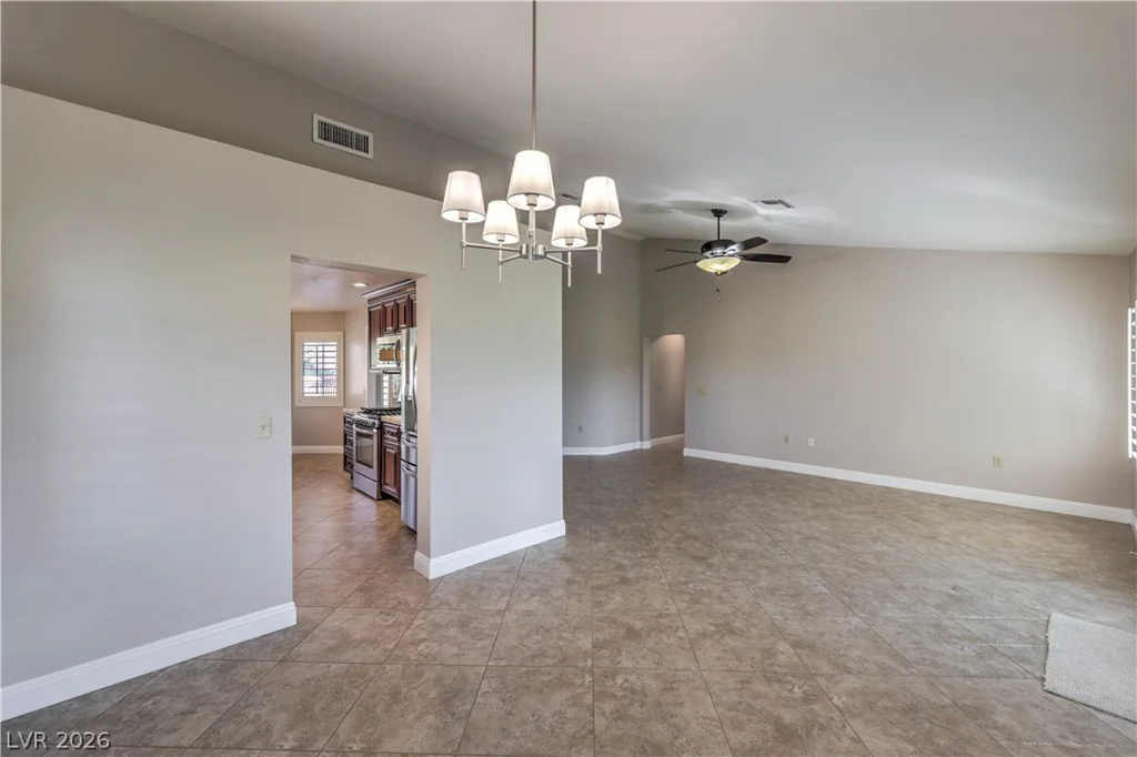 2637 Showcase, Las Vegas, NV 89134