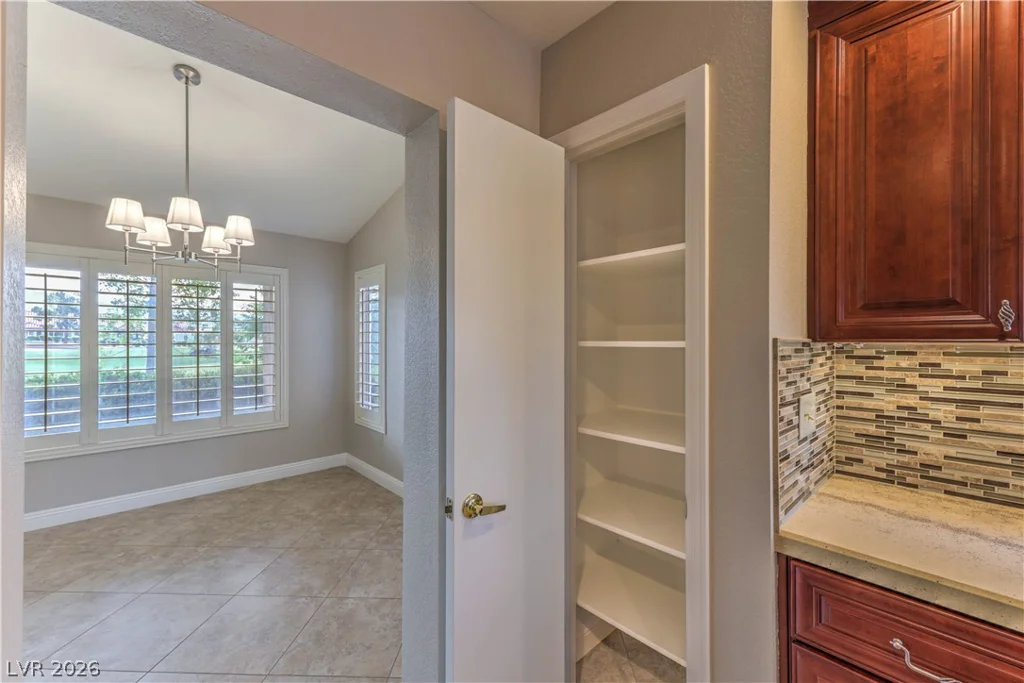 2637 Showcase, Las Vegas, NV 89134