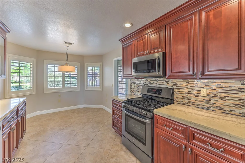 2637 Showcase, Las Vegas, NV 89134