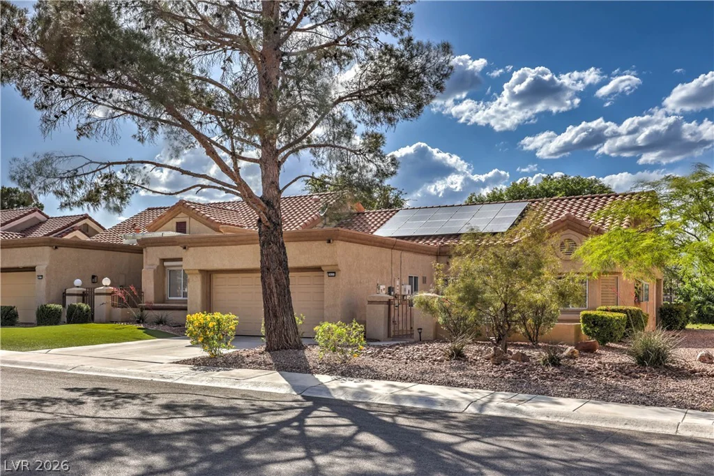 2637 Showcase, Las Vegas, NV 89134